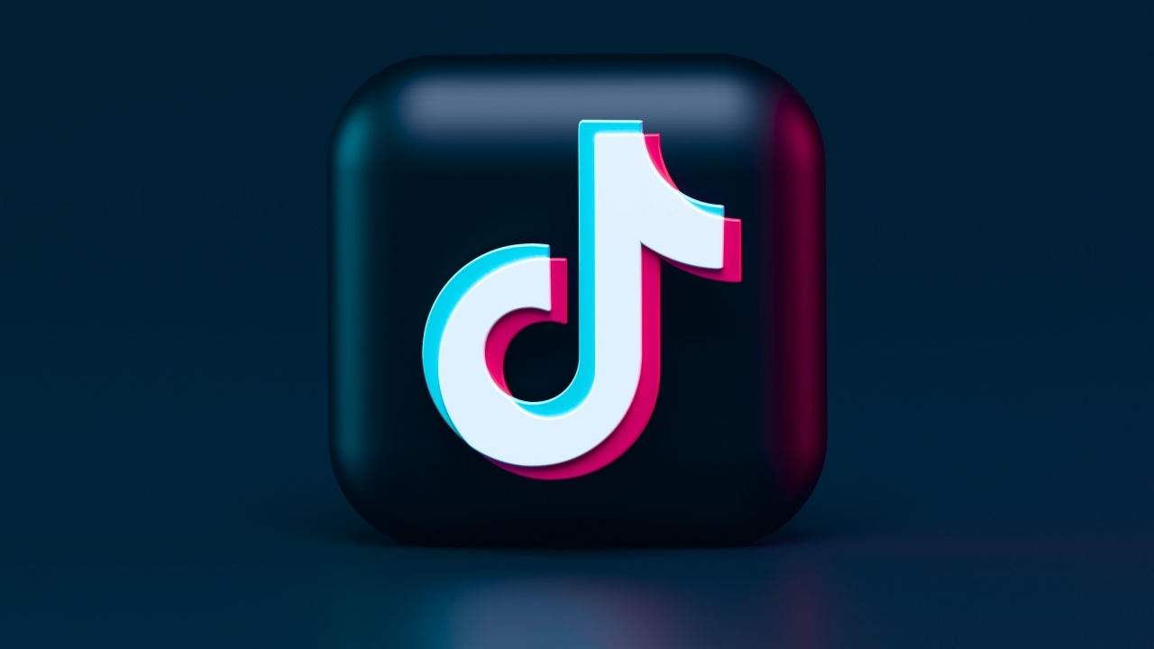 ผลการศึกษาเผยเด็กอายุ 4-18 ปี ใช้เวลาบน TikTok เพิ่มขึ้น 60 เปอร์เซ็นต์ ใช้งาน ChatGPT มากขึ้น