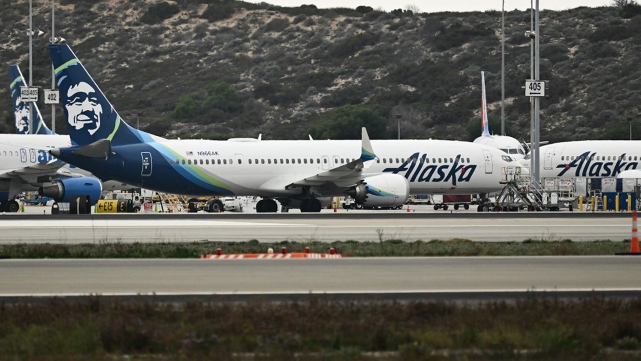 FAA ไฟเขียวให้โบอิ้ง 737 Max 9 ขึ้นบินอีกครั้ง หลังตรวจสอบเสร็จสิ้น