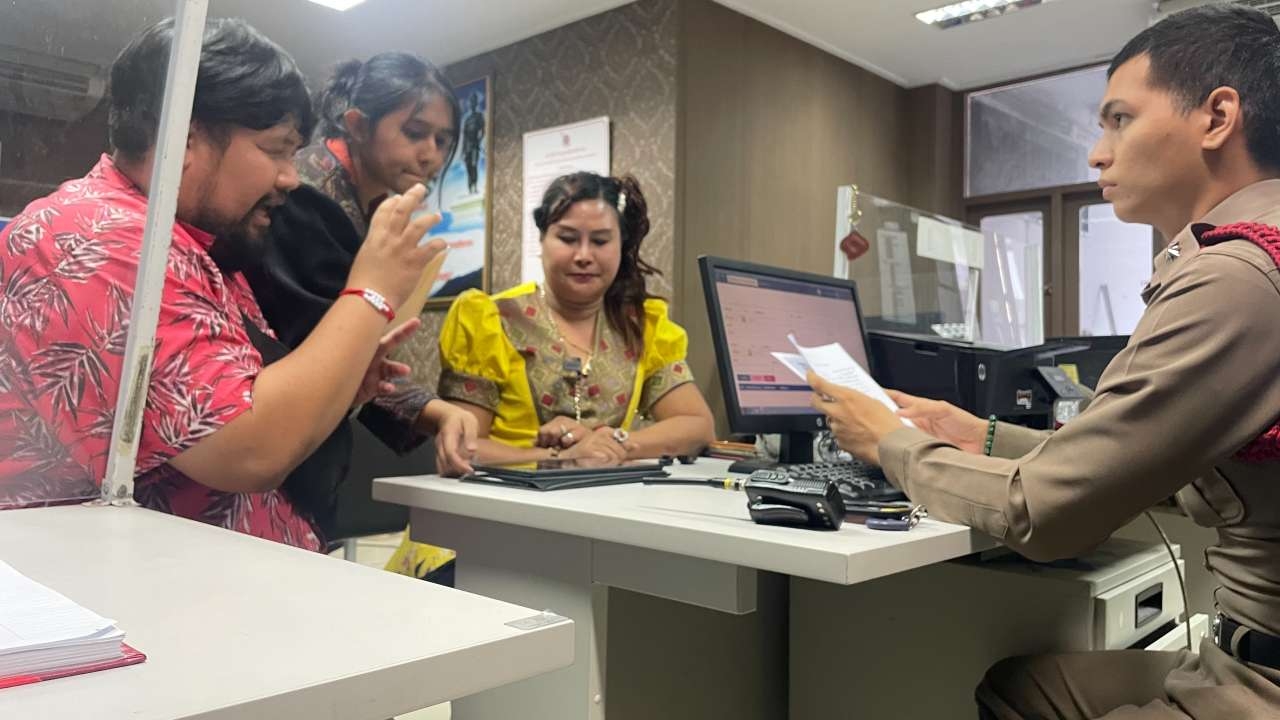 "จุ๋ม ปอยเด้ง" งานเข้าโดนผู้รับเหมาสร้างร้านอาหาร ทิ้งงานเสียหายนับล้าน