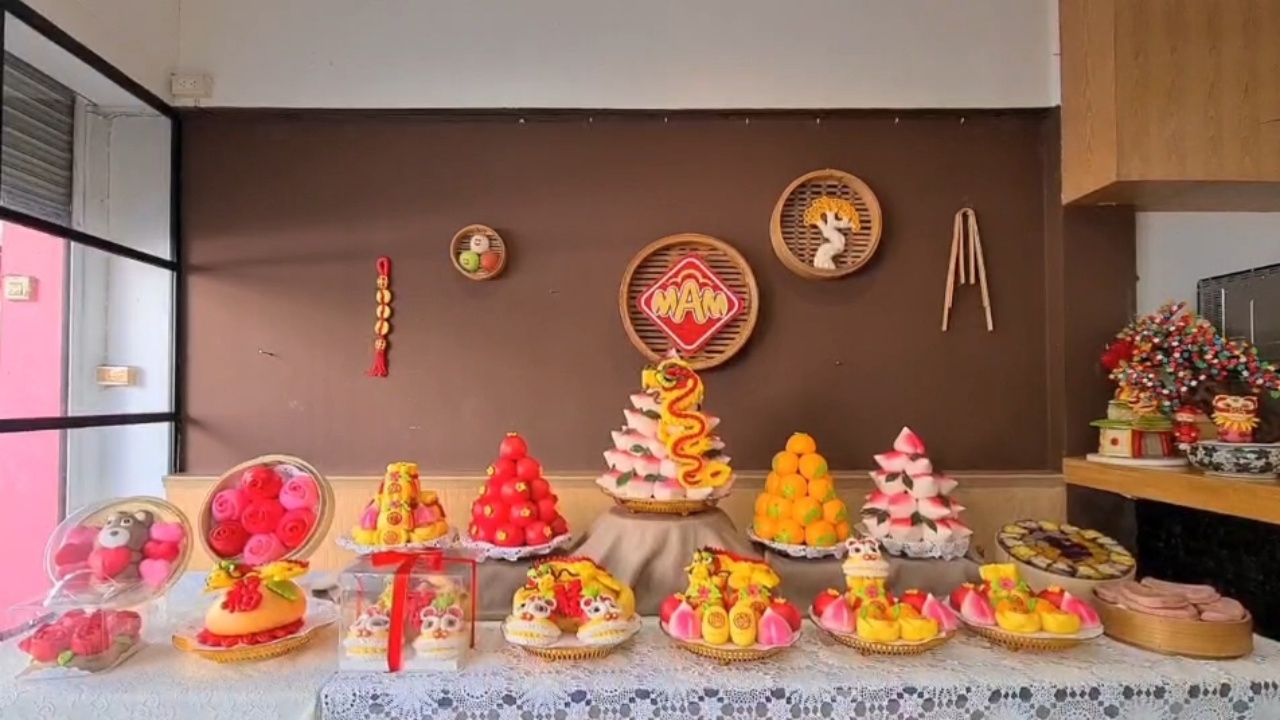 ซาลาเปาแฮนด์เมด ปั้นเป็นมังกร-สิงโต สวยแล้วยังอร่อย ขายช่วงตรุษจีนนครสวรรค์