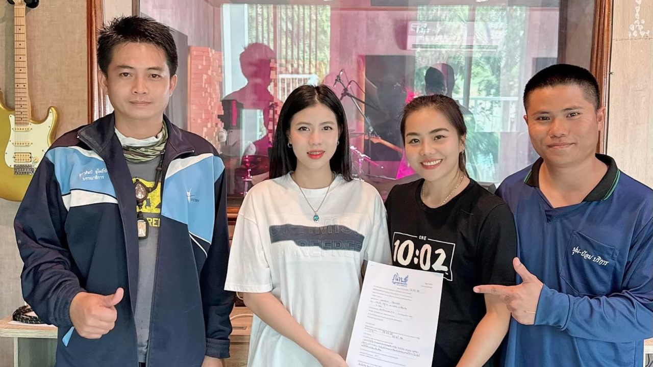 กระต่าย พรรณนิภา เซ็นสัญญาค่ายใหม่ หลังเลิกกับ ครูไพบูลย์ เจ้าของค่ายเดิม