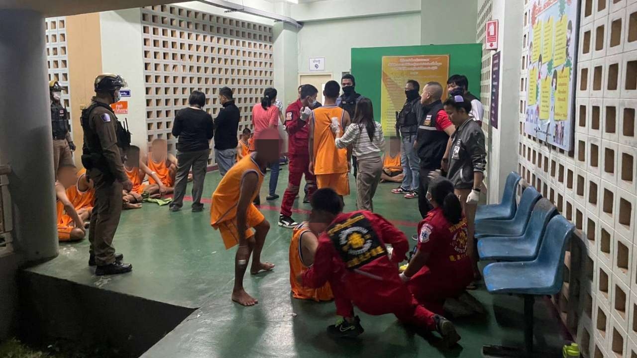 โจ๋ก่อจลาจลในสถานพินิจ สาหัส 18 เจ็บ 20 คาดปมเขม่นเด็กโคราชกับชัยภูมิ