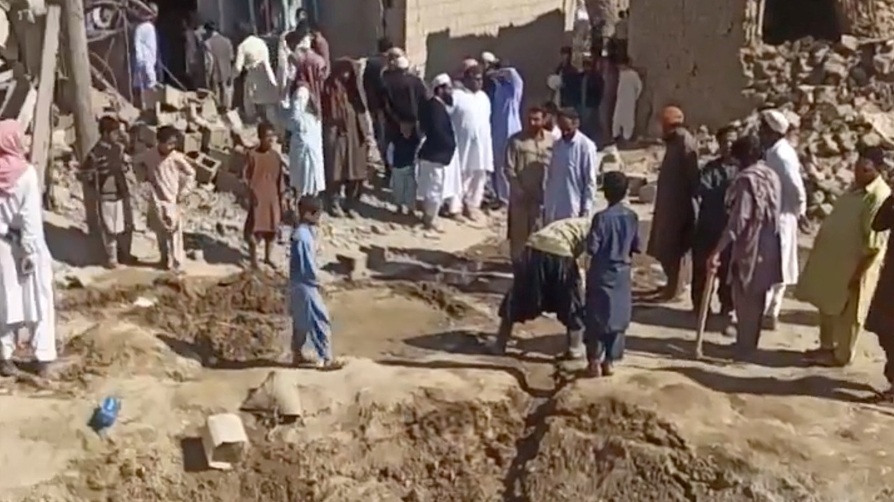 อิหร่านเรียกทูตปากีสถานเข้าชี้แจง กรณียิงมิสไซล์โจมตีดับ 9 ศพ