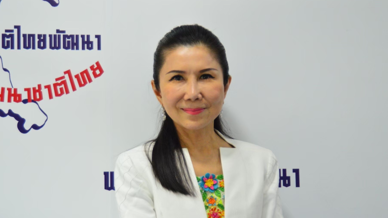 มูลนิธิบรรหารฯ เยียวยาเหยื่อพลุระเบิด 2 หมื่น/ครอบครัว ส่งเสียเด็กขาดพ่อแม่ถึงป.ตรี