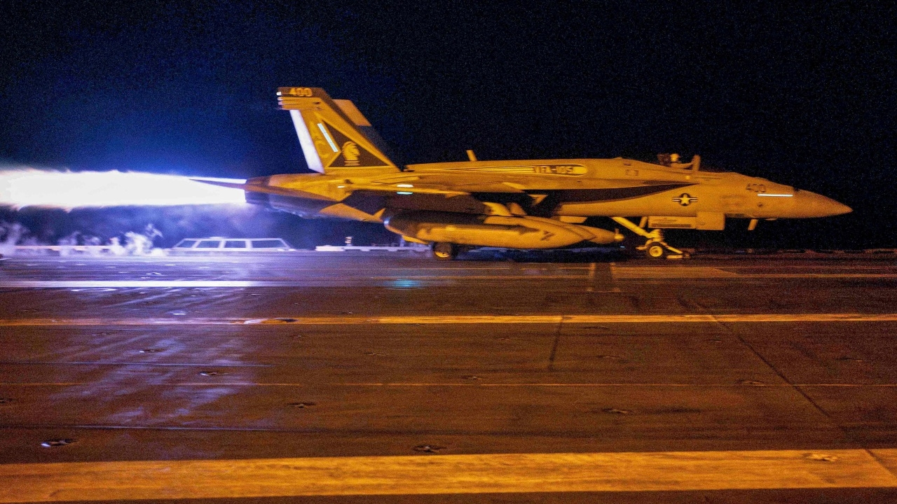 สหรัฐฯ-อังกฤษโจมตีฐานที่มั่นกบฏฮูตีในเยเมนรอบใหม่