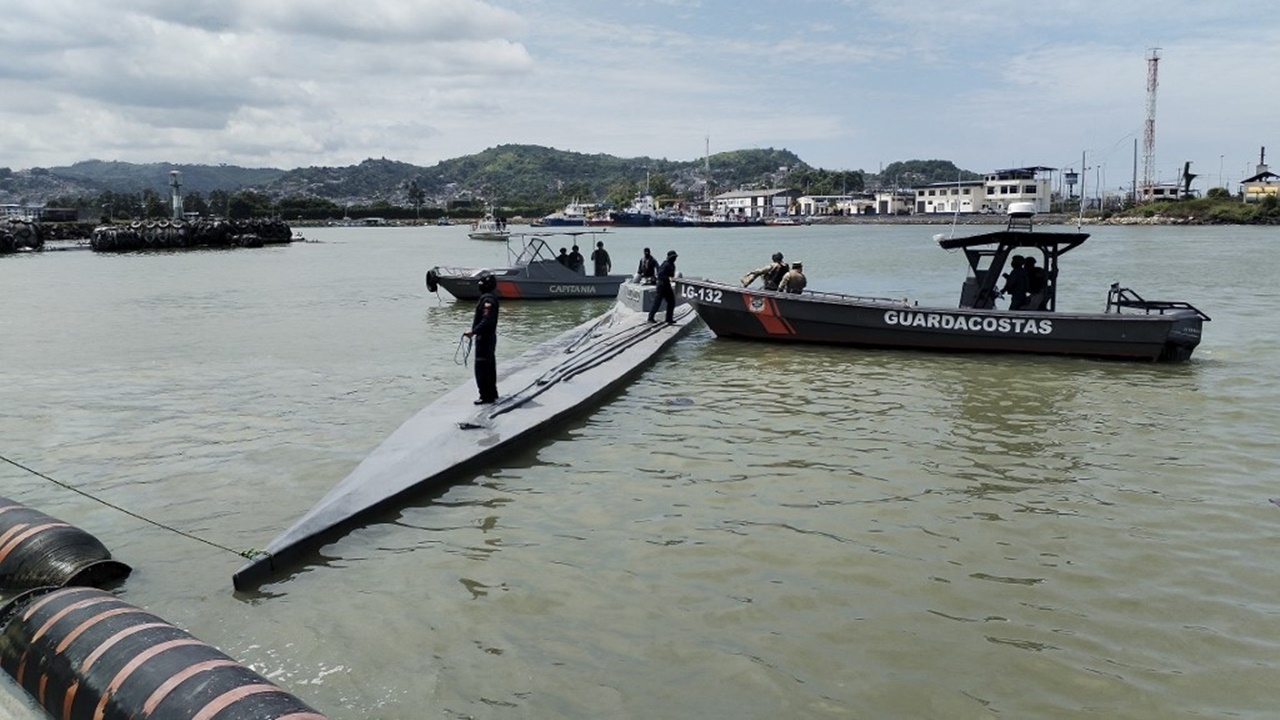 เอกวาดอร์จับยานดำน้ำ ลักลอบขนโคเคนหนัก 3.5 ตัน รวบคนร้าย 3 ราย