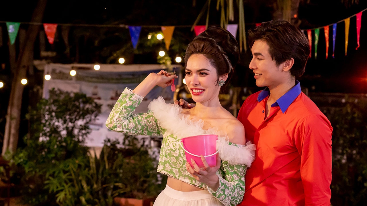 จัดใหญ่งานวัดสุดอลังการ เสื้อผ้าหน้าผมมาเต็ม ใน มนต์รักลูกทุ่ง ๒๕๖๗ ตอน 1