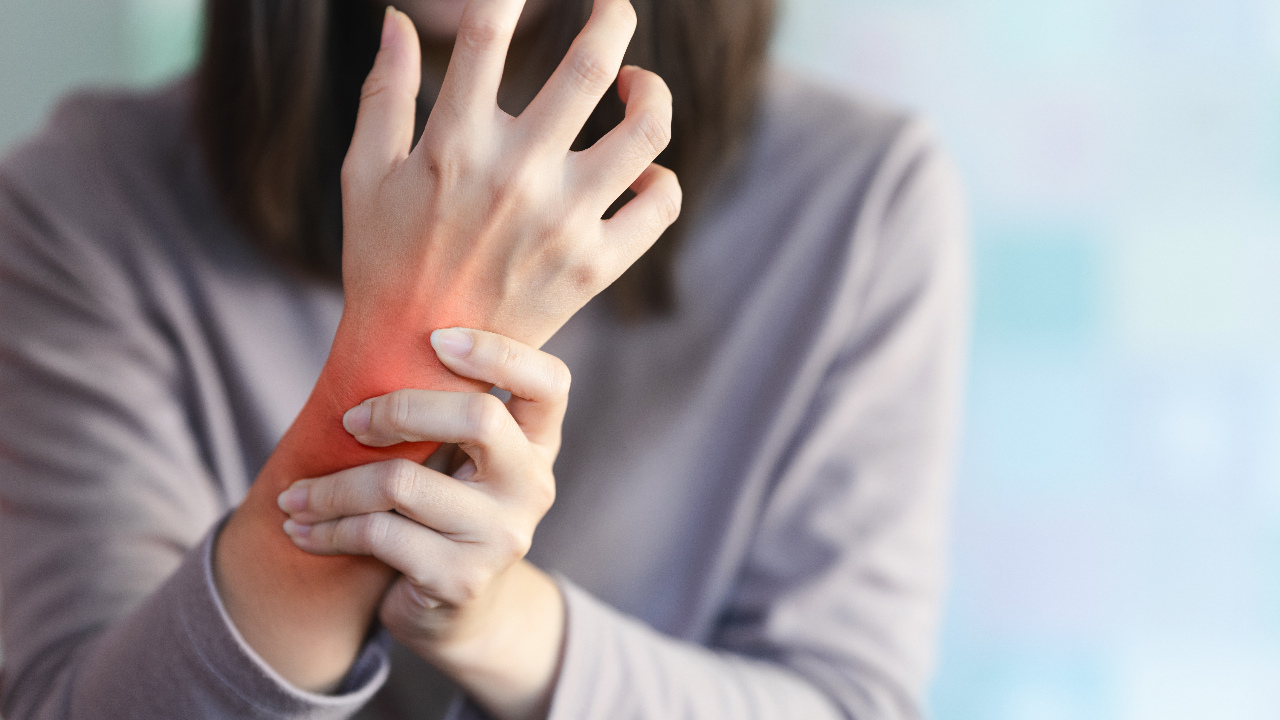 เอ็นข้อมืออักเสบ