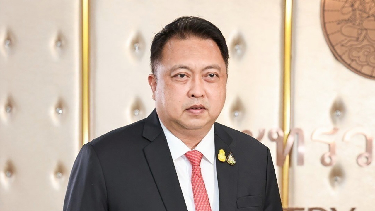 "สุชาติ" ฉุนโยงรีดหัวคิว ขู่ฟ้องคนทําเสียชื่อ "พิพัฒน์" ตั้ง กก.สอบ