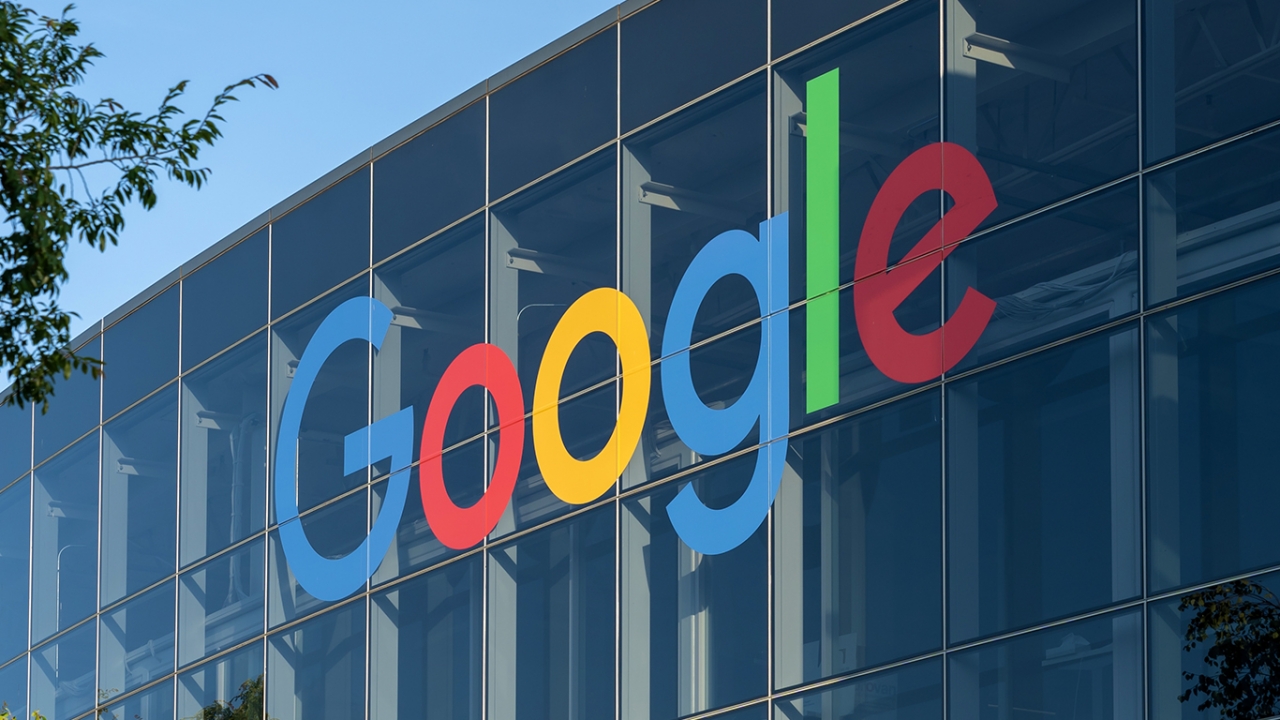 จับตา Google หลังโดนฟ้อง ละเมิดสิทธิบัตรเทคโนโลยีที่ใช้ขับเคลื่อน AI เสี่ยงถูกปรับกว่าหมื่นล้าน