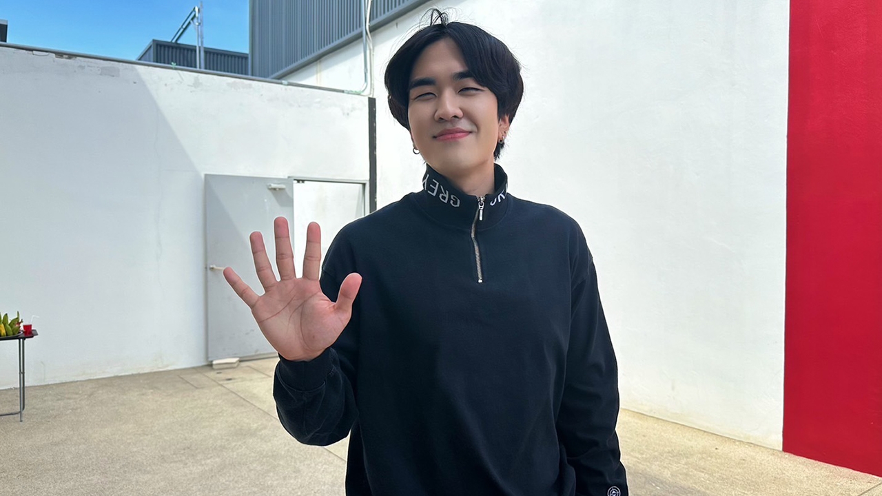 คิวเท โอ็ปป้า เผยสถานะล่าสุด ไม่โสดแล้ว! เล่าวีรกรรมจูบครั้งแรกที่ทำอกหัก