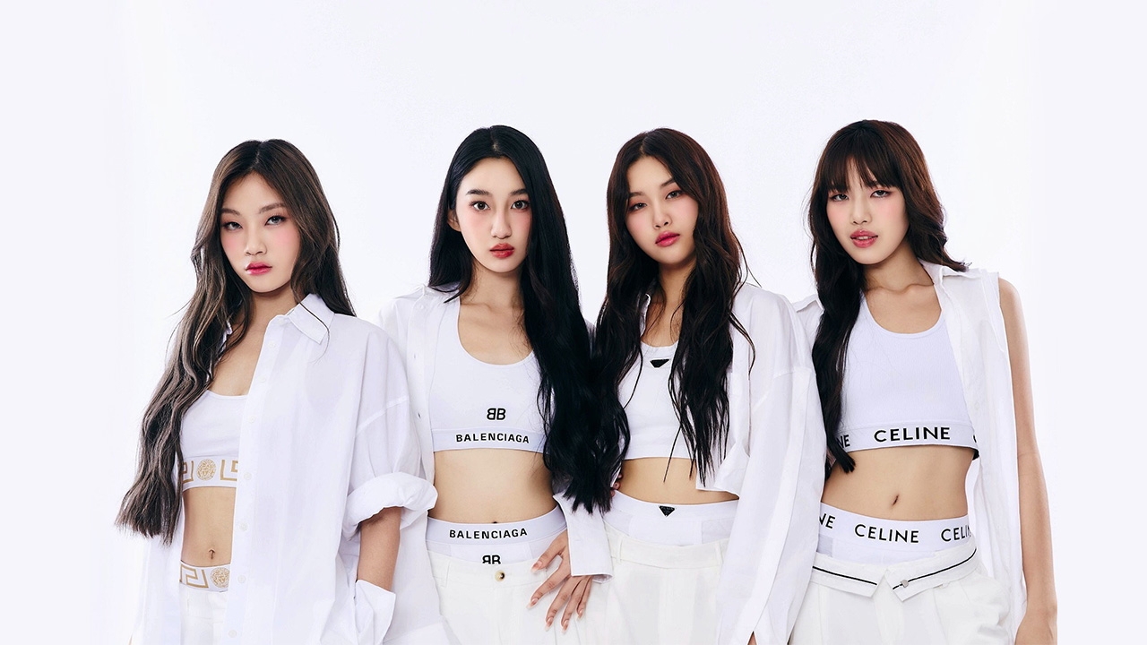 4 สาว “อาลาล่า” ลุคใหม่สุดฉ่ำ ส่งซิงเกิลใหม่ “ALALA (To The Top)”