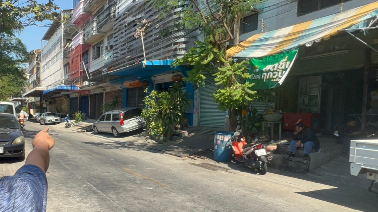 ปล้นกลางซอย "เสื้อดอนผีบิน" วงร็อกในตำนาน 2 โจ๋อุกอาจ-มีดจี้บังคับถอด