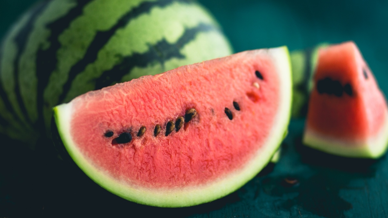 มาต่อแบบไม่พัก ทนายเจมส์นัด พรุ่งนี้ 10 โมง "รอกินแตงโม" บอกแซ่บ ฉ่ำ แน่นอน