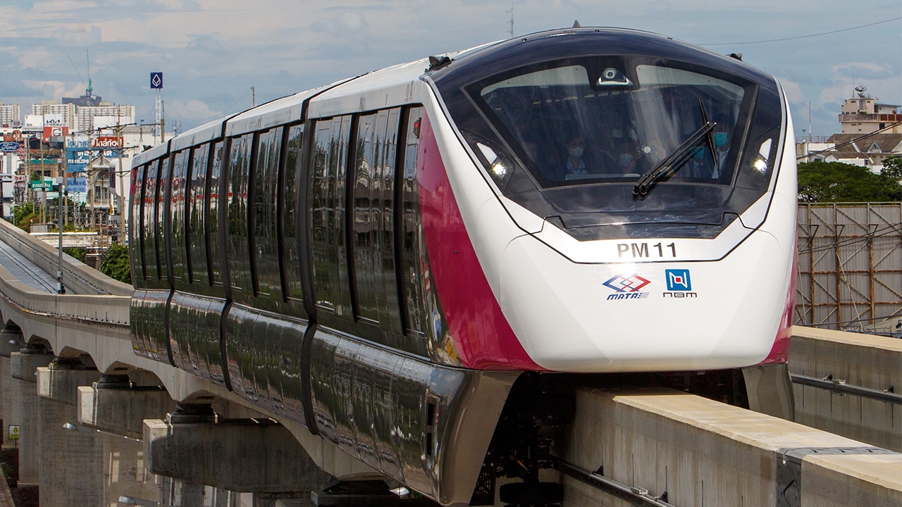 รถไฟฟ้าสีชมพูทำบุญเฮงๆ “คีรี” ยันปลอดภัย-ยังยกเว้นค่าโดยสาร 3 สถานี