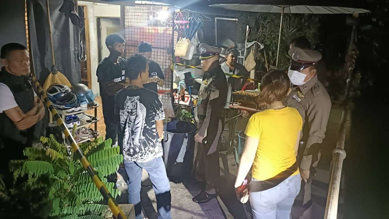 โจรควงปืนบุกเดี่ยว ปล้นบ้าน ยิงคนเจ็บ กวาดทอง 7 บาท ก่อนหลบหนี