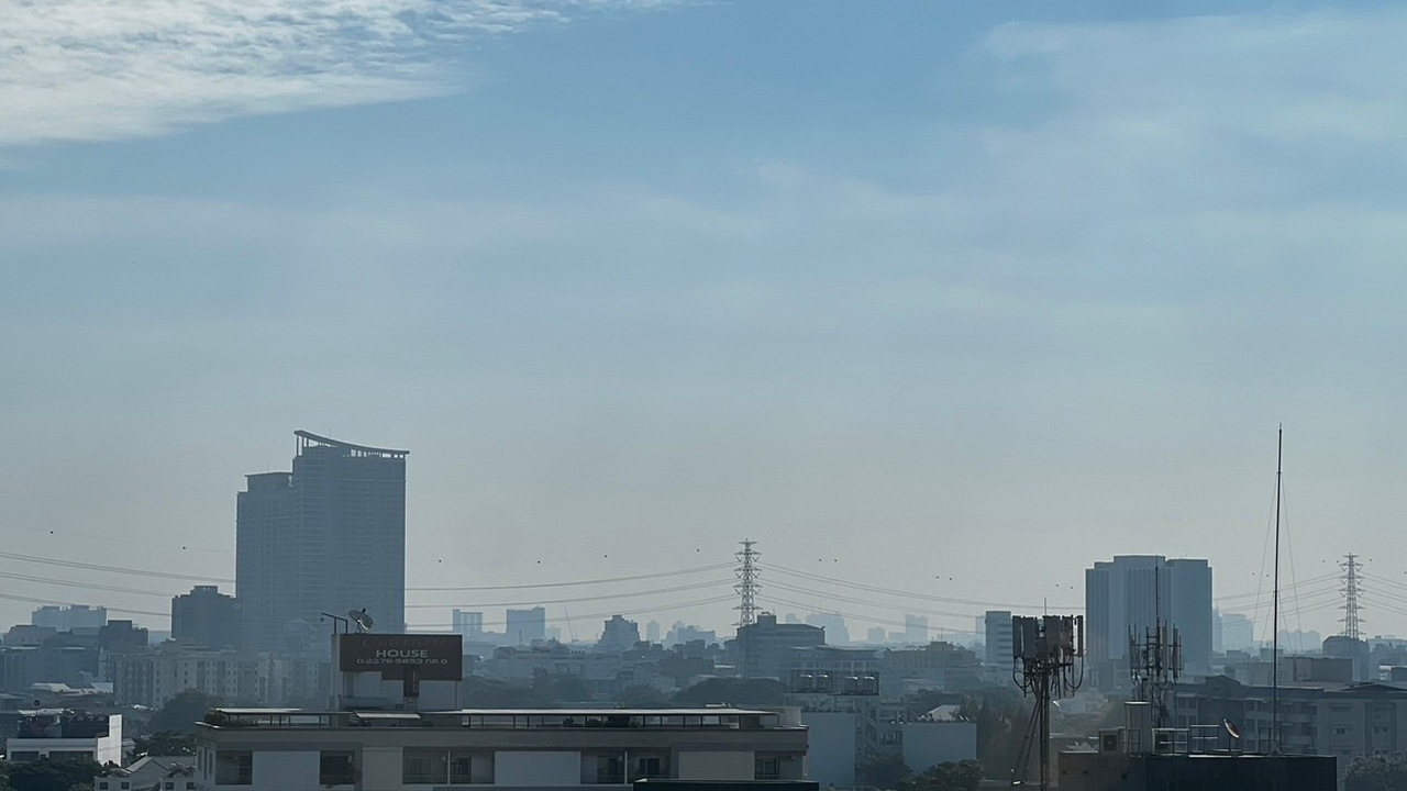 ค่าฝุ่น PM 2.5 ใน กทม. ยังมีแนวโน้มเพิ่มขึ้น เริ่มกระทบสุขภาพ 24 พื้นที่