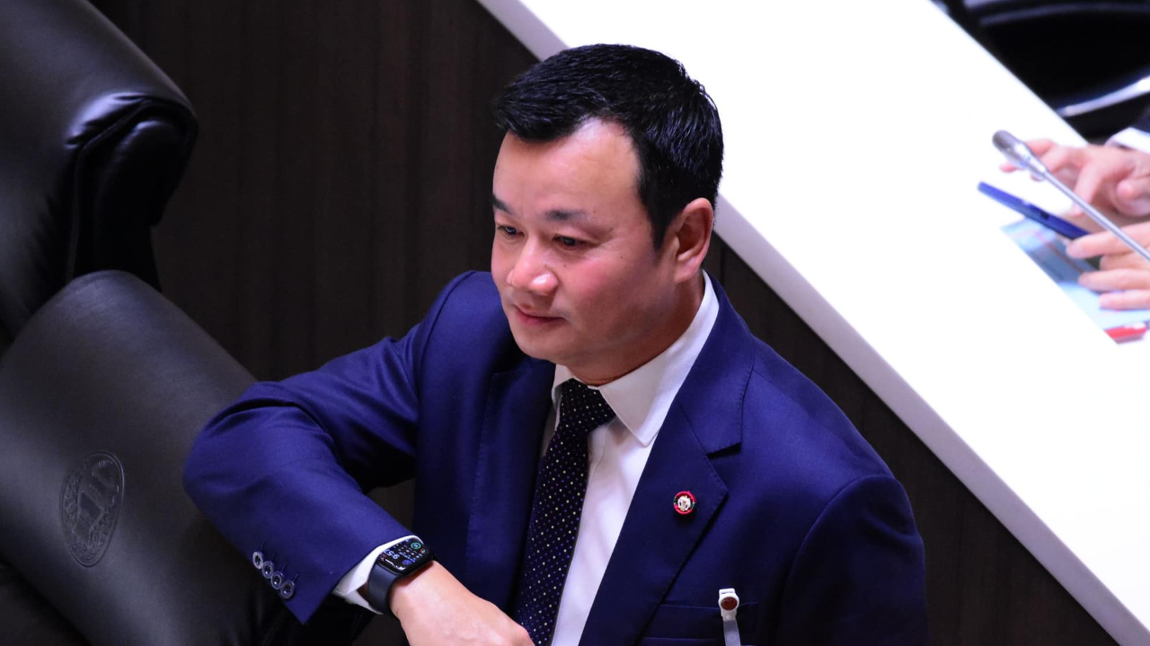 “สรวงศ์” มอง สส.โหวตงบประมาณ 67 สวนมติฝ่ายค้าน แต่ละคนมีดุลยพินิจของตัวเอง