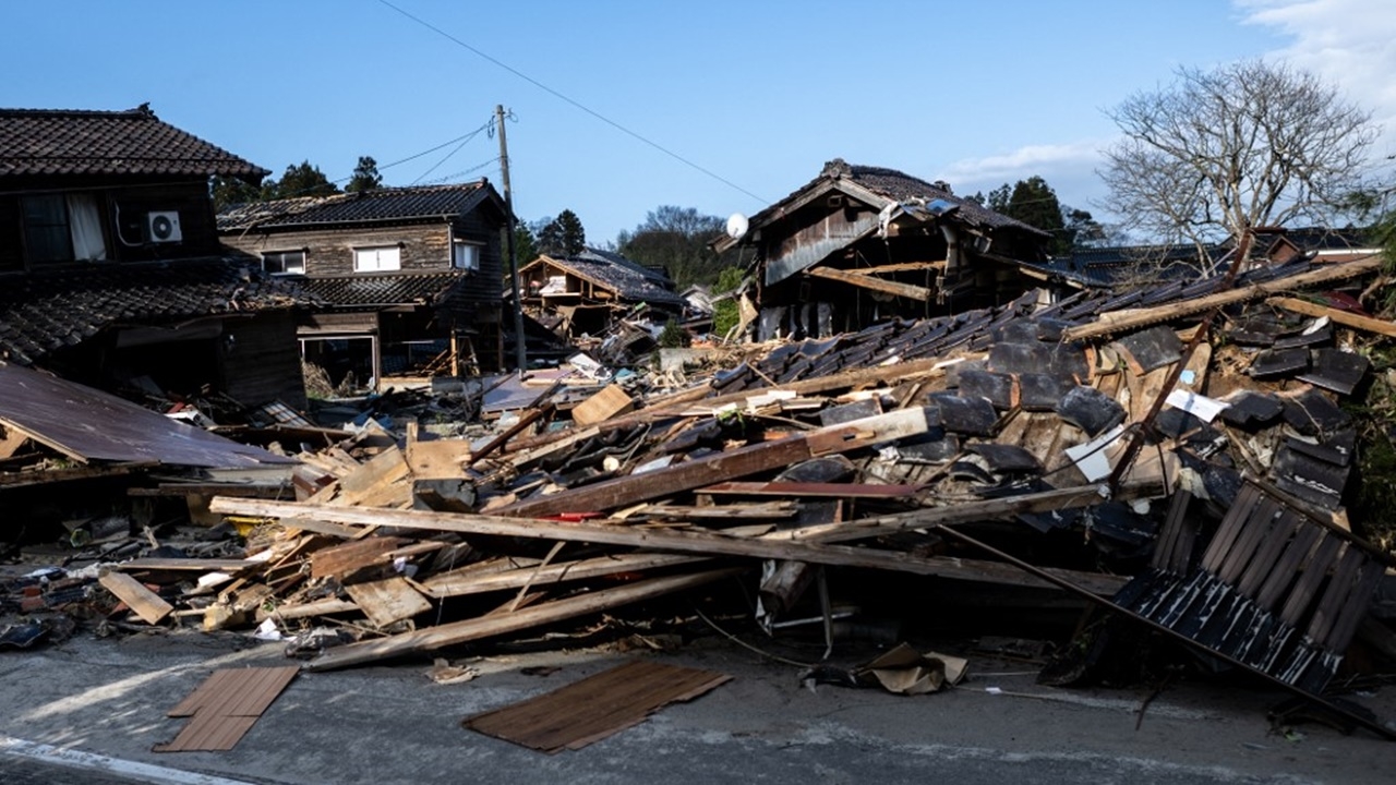 เหยื่อแผ่นดินไหวญี่ปุ่นแตะ 92 ศพ เร่งหาผู้สูญหายอีกเกือบ 250 ราย