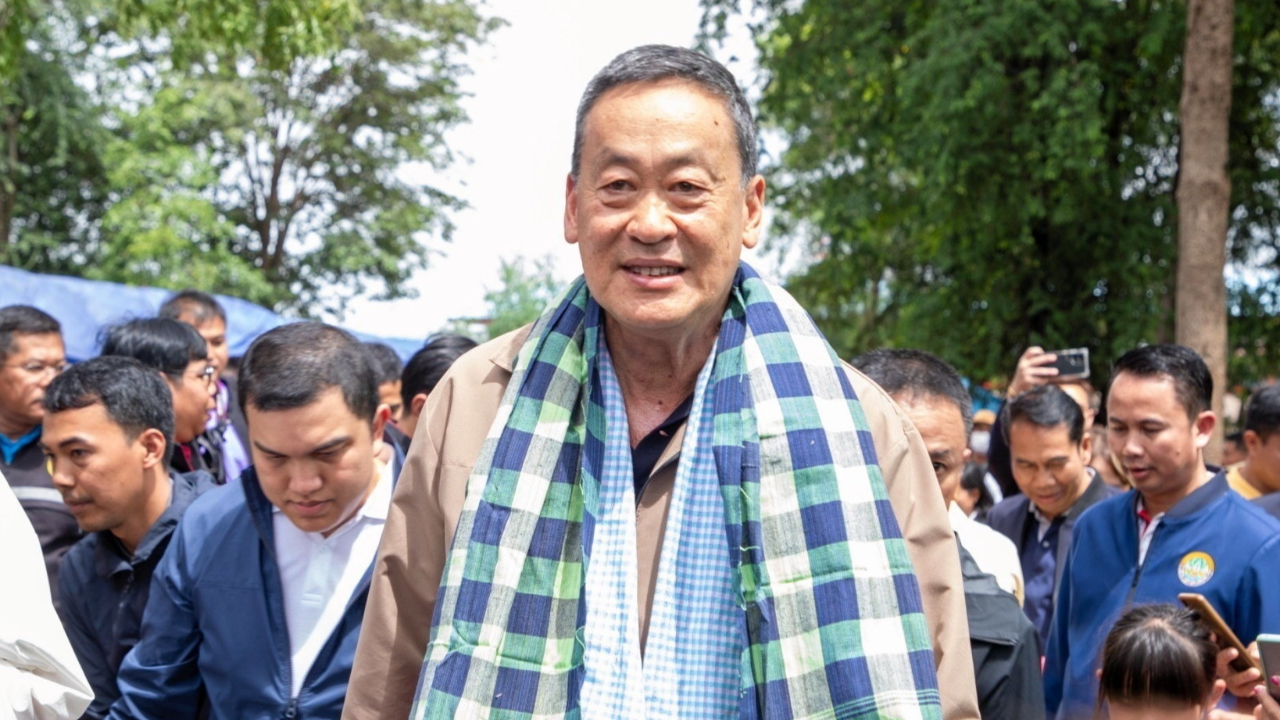 ภาคใต้ฝนตกหนัก คลื่นลมแรง นายกฯ สั่งการช่วยเหลือดูแลประชาชน-นักท่องเที่ยว