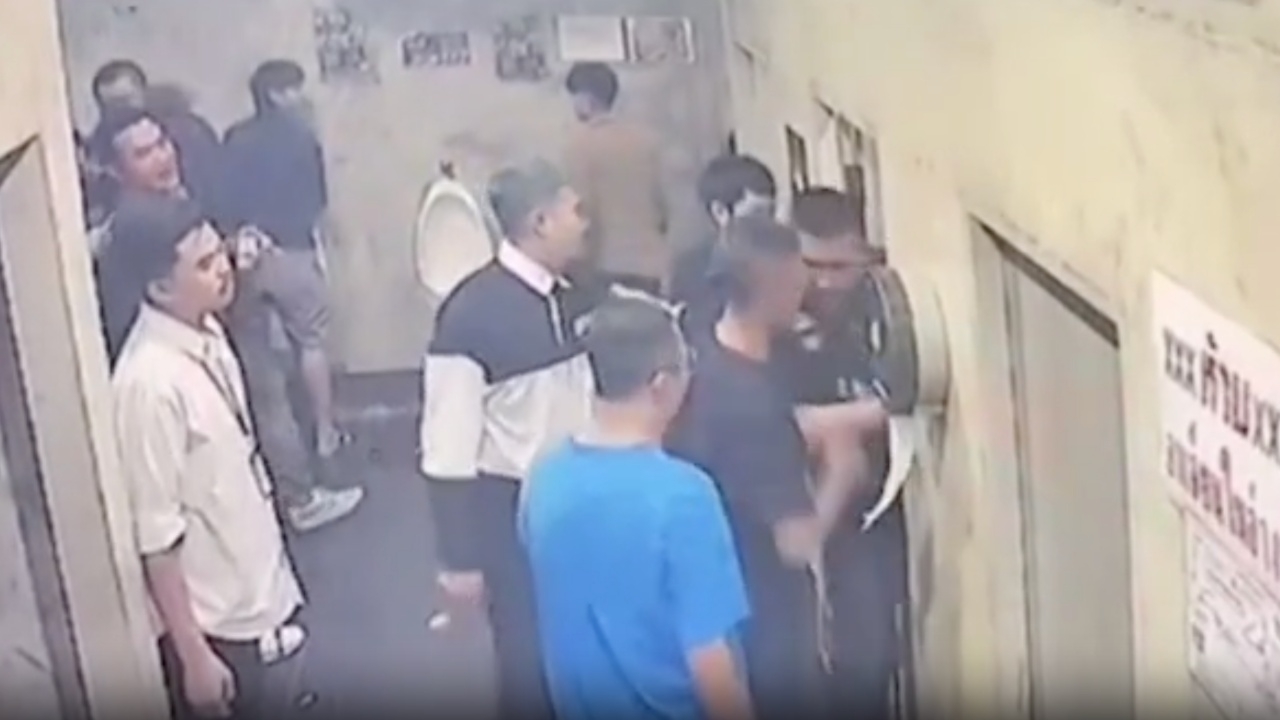 วัยรุ่นเที่ยวผับ โดนการ์ดรุมยำเจ็บ คิดว่าแอบเสพยา ร้านแจงไล่ออกแล้ว 