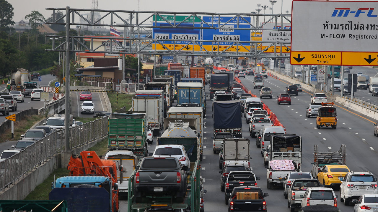 รัฐบาลส่งความสุขคนเดินทางปีใหม่ 2567 ทางด่วน-มอเตอร์เวย์ฟรี 7 วัน เริ่ม 28 ธ.ค.