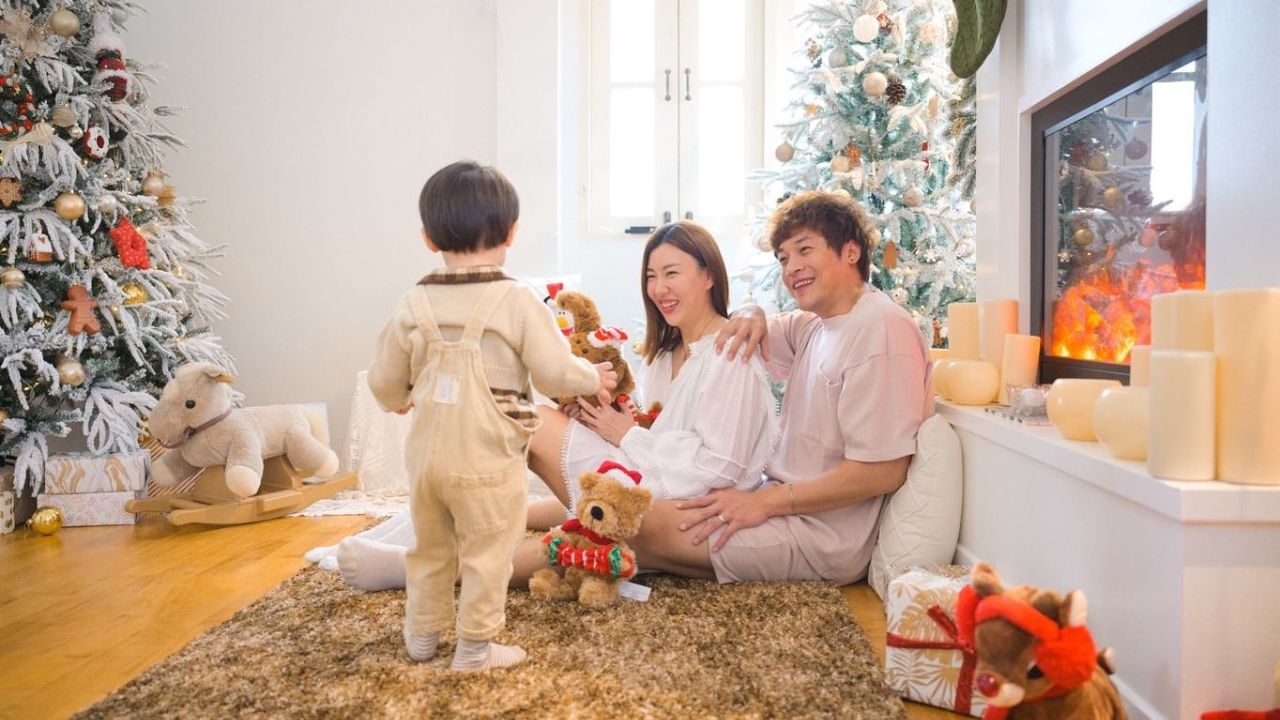 ภรรยาโพสต์ภาพครอบครัวลงไอจี ดีเจโก รับวันคริสต์มาส เพื่อนๆ ร่วมอวยพร