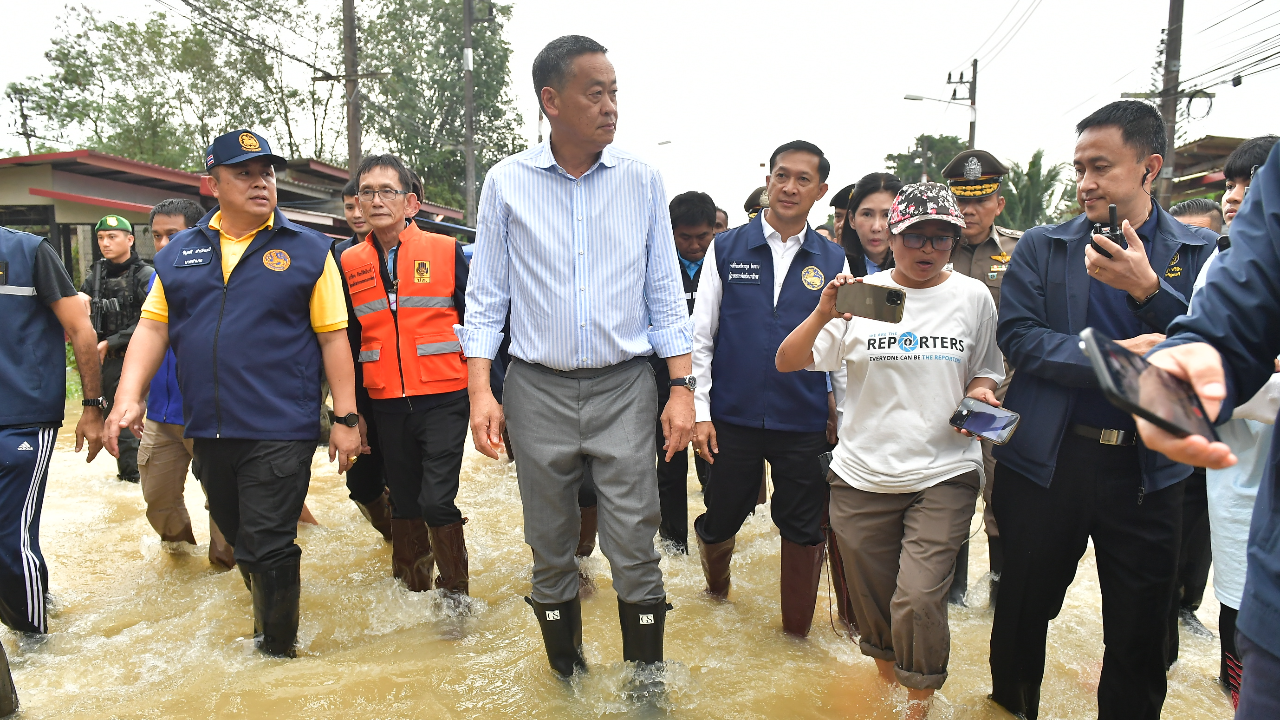 “เศรษฐา” ตรวจน้ำท่วมนราธิวาส บอก ไม่อยากมาในช่วงวิกฤติ แต่อยากมาสร้างการค้า