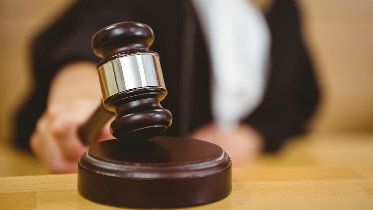 อัยการตีกลับ สำนวน ตร. ด.ช. 14 กราดยิง ระบุ "ผิดขั้นตอน" กม. สั่งฟ้องโดยไม่ชอบ