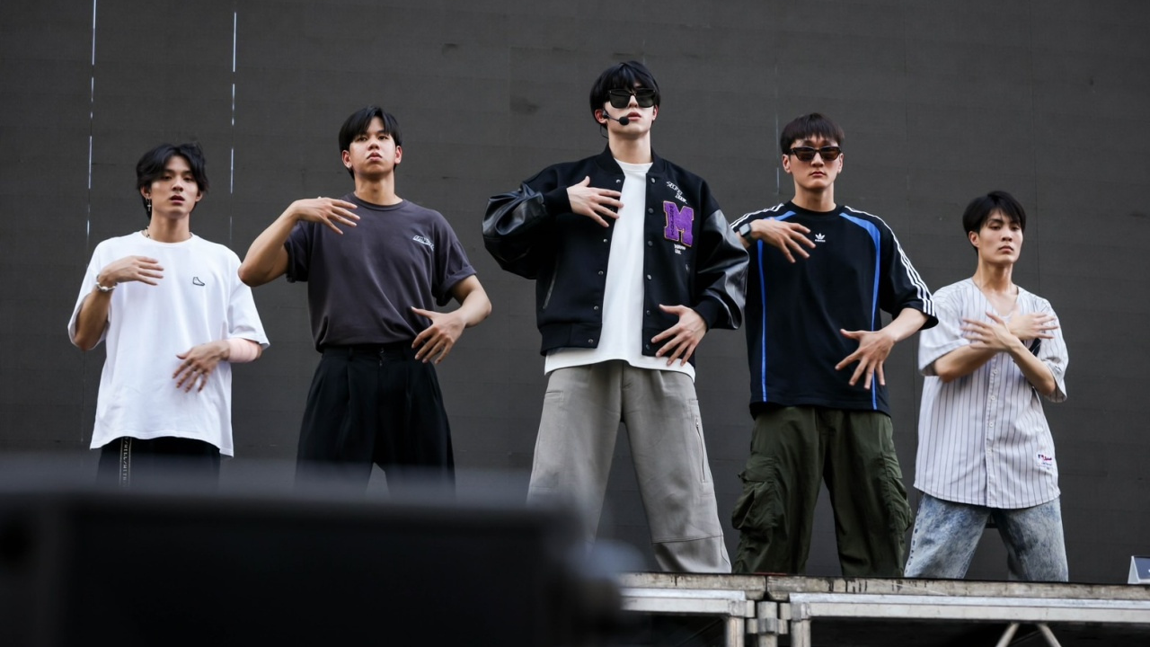 เปิดภาพล่าสุด แพทริค ณัฐวรรธ์ ใส่พลังเกินร้อย ฟิตซ้อมร้องเต้น พร้อมส่งความสนุก