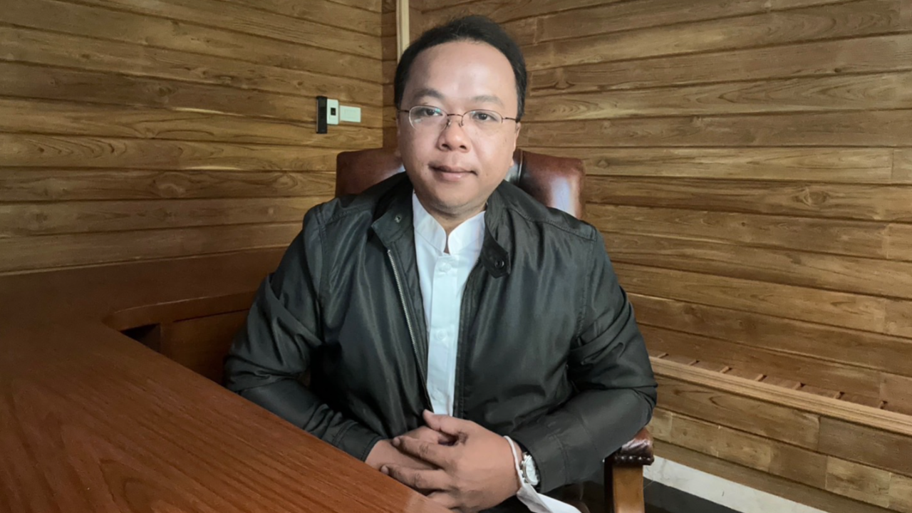 "เฉลิมชัย" หัวหน้า ปชป.กำชับ ลูกพรรค ถกงบประมาณปี 67 อย่างสร้างสรรค์