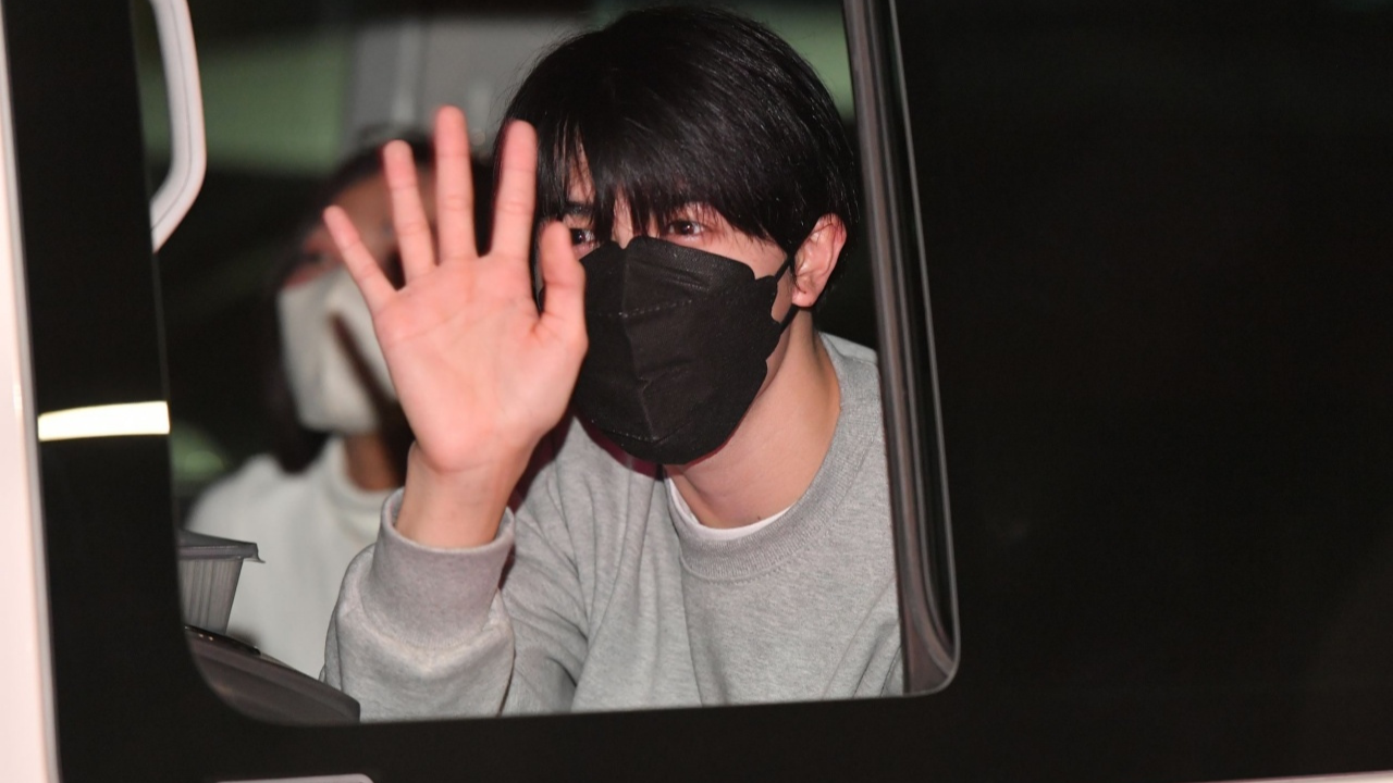 แพทริค ถึงไทยแล้ว เจ้าปลาดาวเตรียมตัวให้พร้อมกับโชว์สุดเซอร์ไพรส์ 31 ธ.ค.นี้