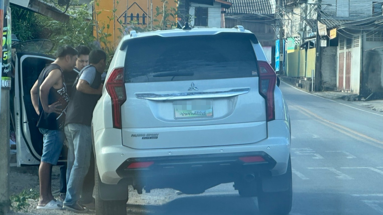 ค้นบ้านนายกฯ เท้ง พบปืน 5 กระบอก ผอ.รพ.ซวย โดนรวบขณะเอาบาเร็ตตามาคืน 