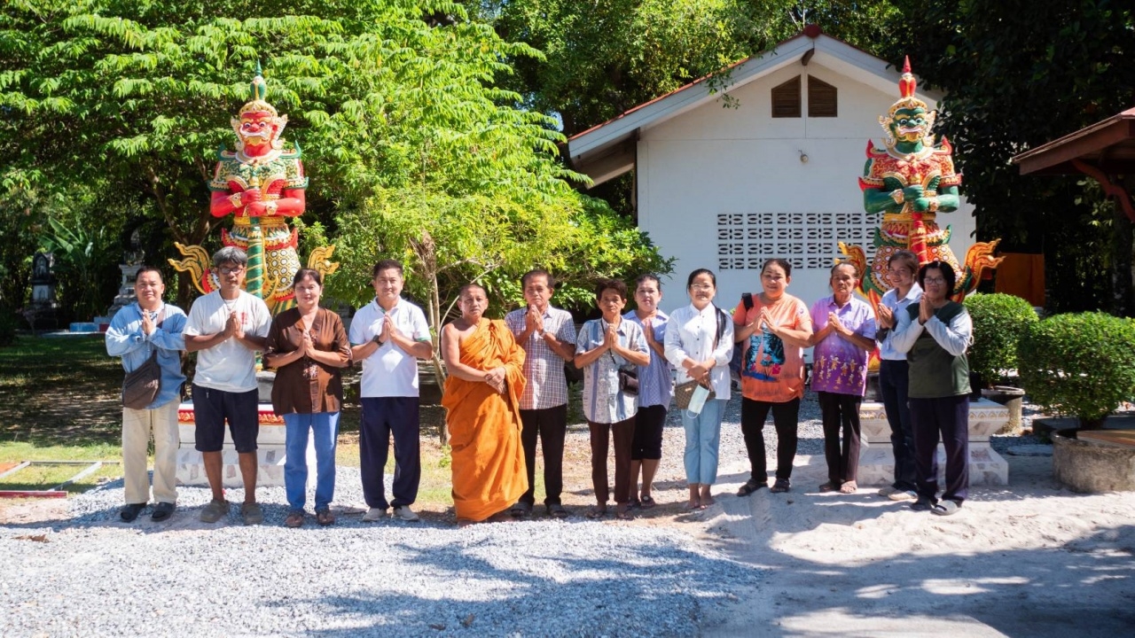 สาวถวาย "ท้าวเวสสุวรรณ" ให้วัด หลังได้โชคหลักแสน ใจดีแบ่งเลขหางประทัดลุ้นเฮง