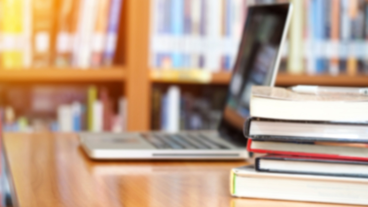 เปิดใจ “เสาร์สารพัน” ของดีมีต่อ 2567