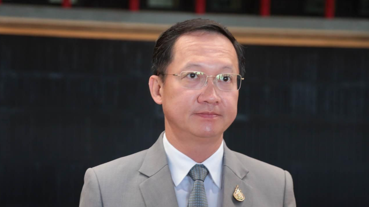 พรุ่งนี้ รทสช. เรียกถก สส.ในพรรค ก่อนเริ่มประชุมสภาฯ เรียงความสำคัญร่างกฎหมาย