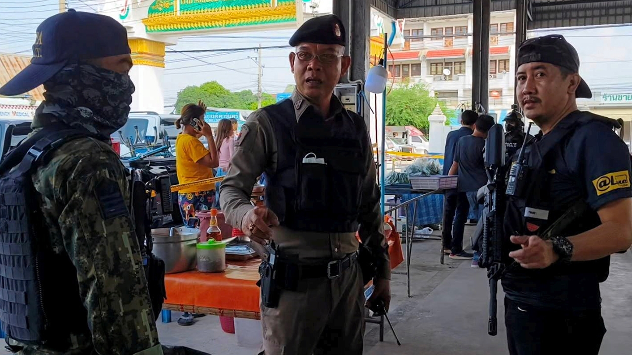 รัวยิงหมดโม่ น้องฆ่าพี่ชาย พร้อมพี่สะใภ้