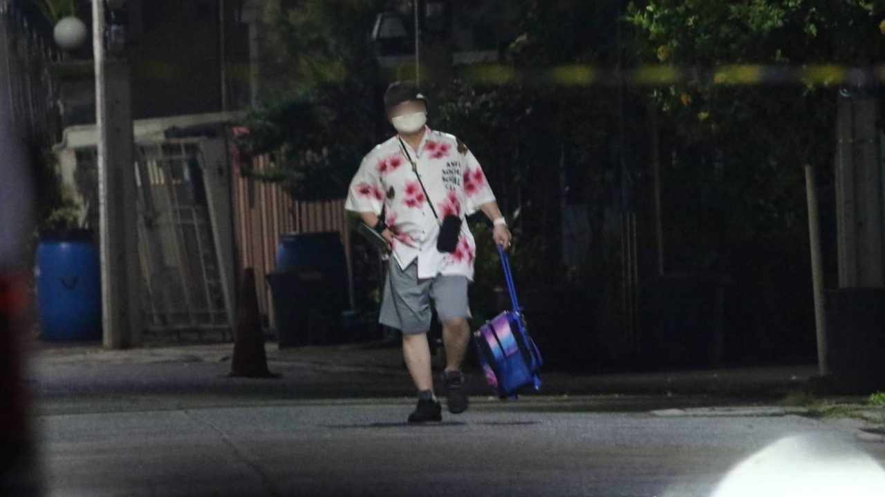มอบตัวแล้ว หมอทหาร ยศพันเอก โมโหคนงานก่อสร้างเสียงดัง รัวปืนใส่ 3 นัด
