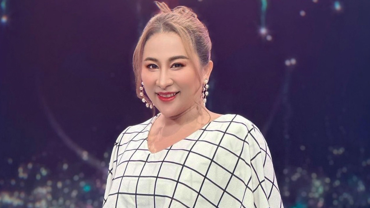 เดือดร้อนใคร ลาล่า อาร์สยาม ฟาดเดือด หลังเจอชาวเน็ตถาม 'ท้องหรือเปล่า'