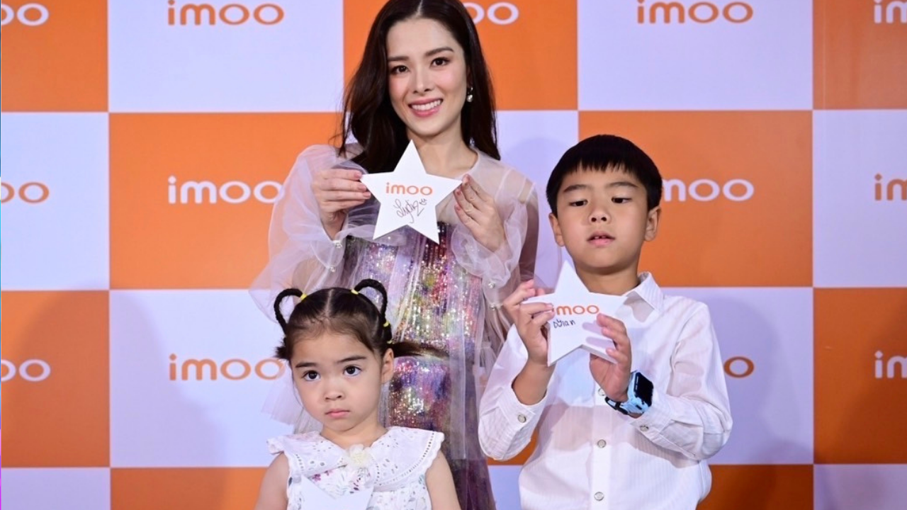 คุณแม่ลีเดีย ควงลูกๆ ดีแลน เดมี่ ออกงาน ขึ้นแท่นซุป‘ตาร์ฟันน้ำนม