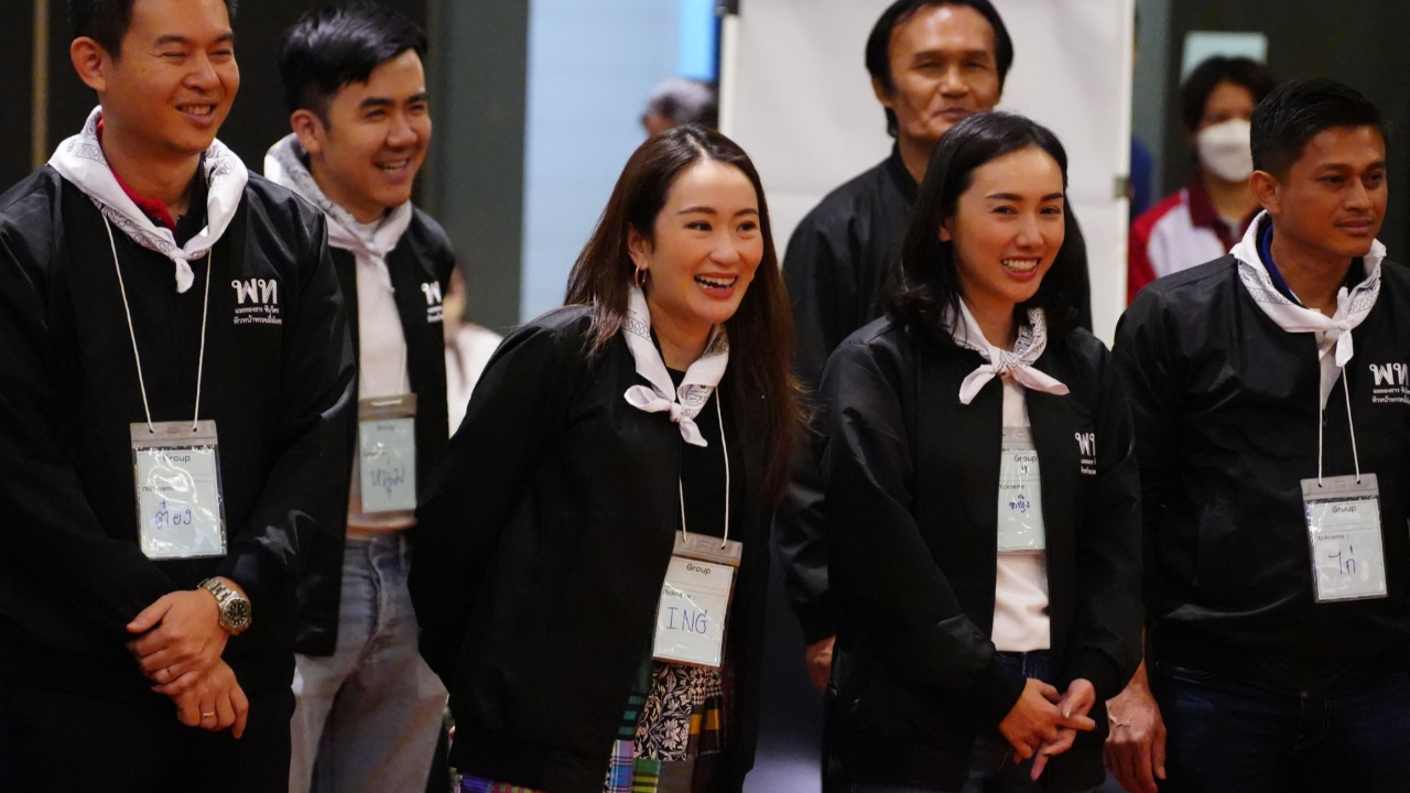 “อิ๊งค์” นำทัพ พท.สัมมนา-“พวงเพ็ชร” ยัน “แพทองธาร” ลงพื้นที่ถี่ ปัดเตรียมเป็นนายกฯ
