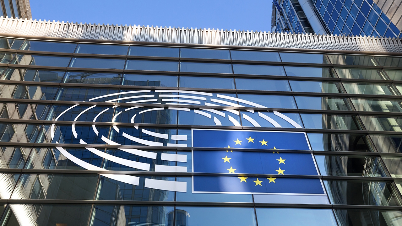 "หมายสีเงิน" อินเตอร์โพล