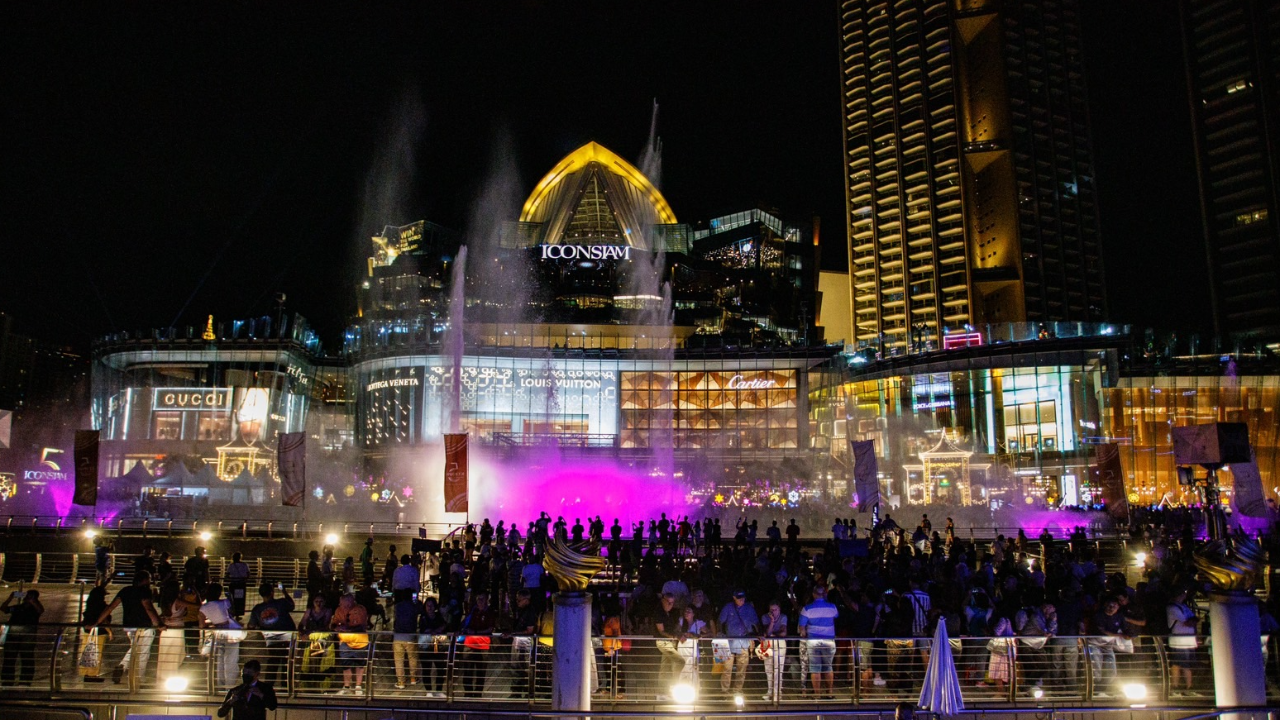 เปิดเส้นทางท่องเที่ยวกรุงเทพฯ ใหม่ ด้วยรถบัส และ เรือ 2 ชั้น พาชมแสง สี เสียง ริมเจ้าพระยา 