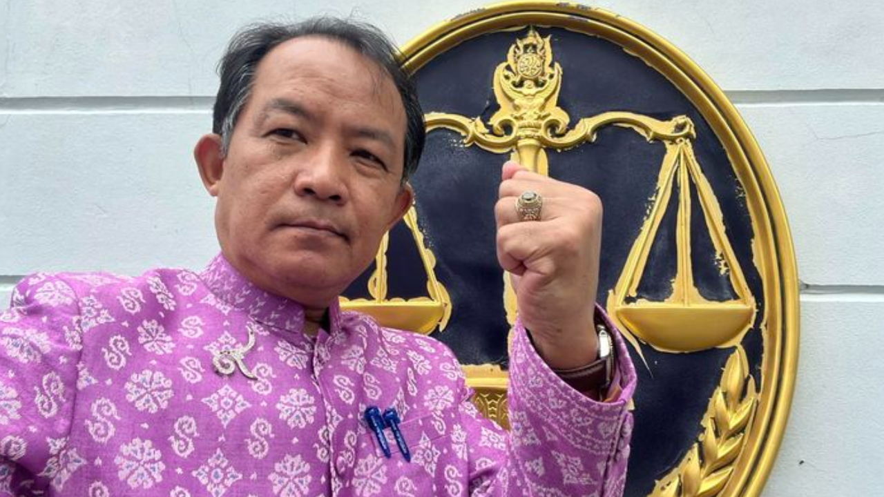 "ศรีสุวรรณ" ประกาศ เดี๋ยวเจอกัน เอื้อ "ทักษิณ" นอน รพ.น่าอับอายทั่วโลก