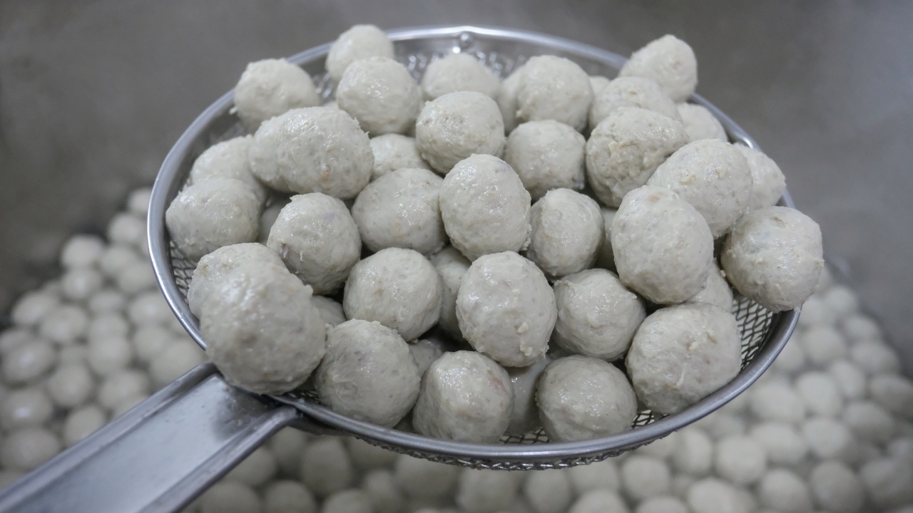 สรุปดราม่า แฟรนไชส์ลูกชิ้นเจ้าดัง "เชฟอ้อย" ยันจะดำเนินคดีกับทุกคนที่เกี่ยวข้อง