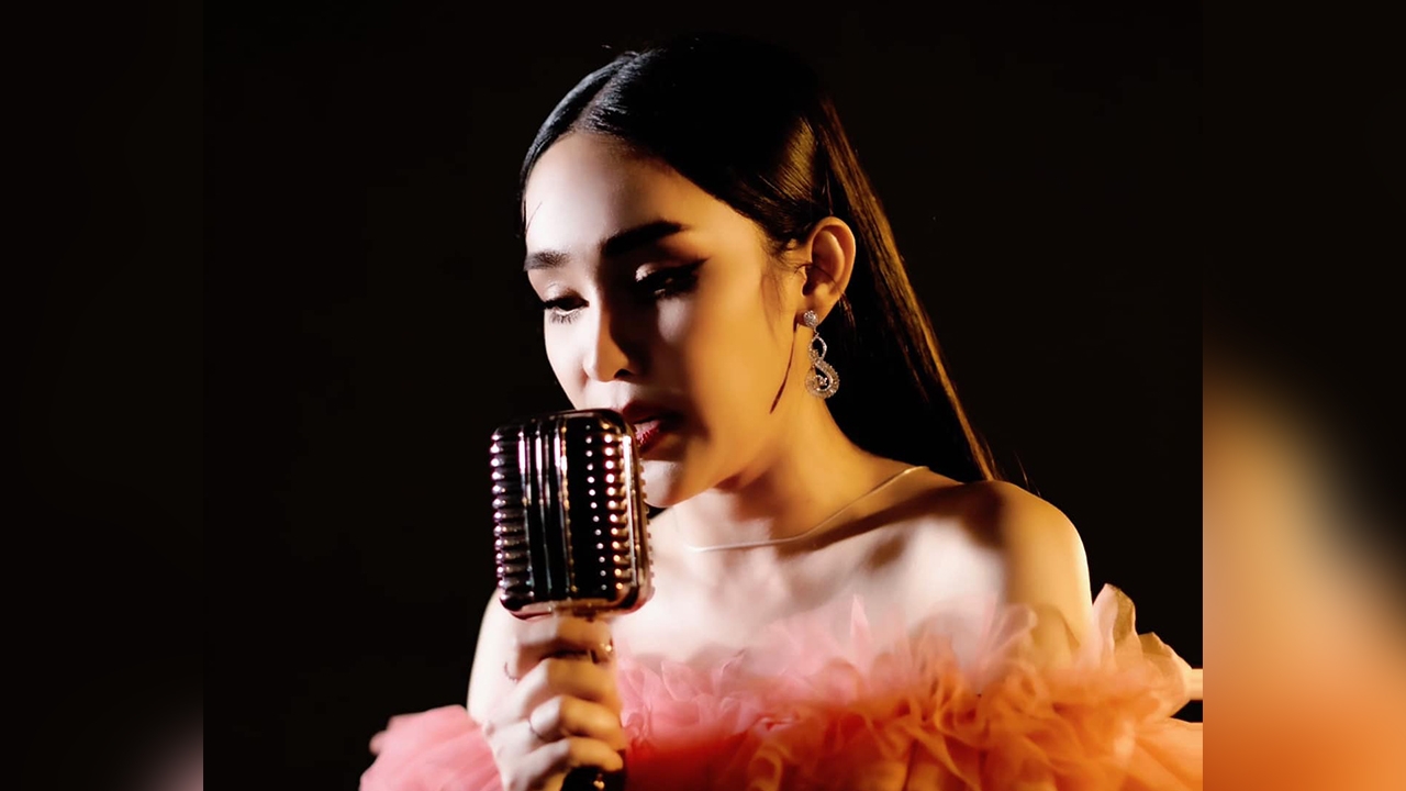 กิ๊ก รุ่งนภา โต้กลับหลังผัวชี้แจงหนังคนละม้วน ท้าถ้ามีหลักฐานงัดมาสู้ได้