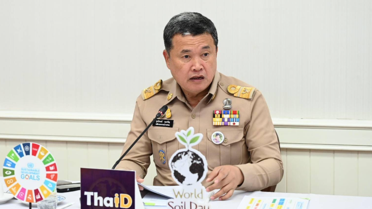 ปลัด มท.ชวนประชาชน ลงทะเบียนหนี้นอกระบบ วันแรกมูลหนี้รวมกว่า 935 ล้านบาท