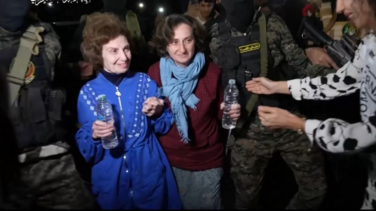 มอสโกเจรจาสำเร็จ ฮามาสยอมปล่อยตัวประกันหญิงรัสเซีย 2 คน