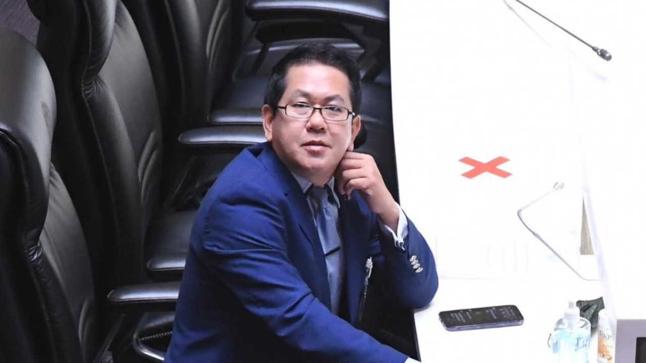 “สุทิน” ตั้ง “จิรายุ ห่วงทรัพย์” ขึ้นแท่นเป็นโฆษกกระทรวงกลาโหม