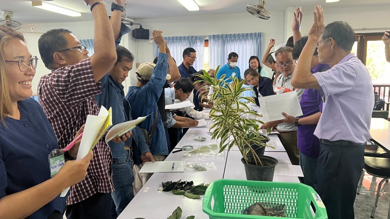 กรมส่งเสริมการเกษตร ปลื้มคนสนใจหมอพืชชุมชน เผยแผนปี 67 ต่อให้ครบ 77 จังหวัด